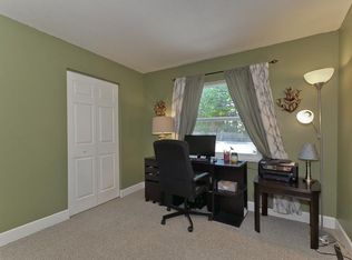 32 Ahona Pl, Hilo, HI 96720