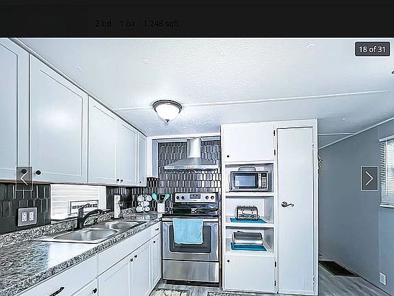 Even has the dishes!!