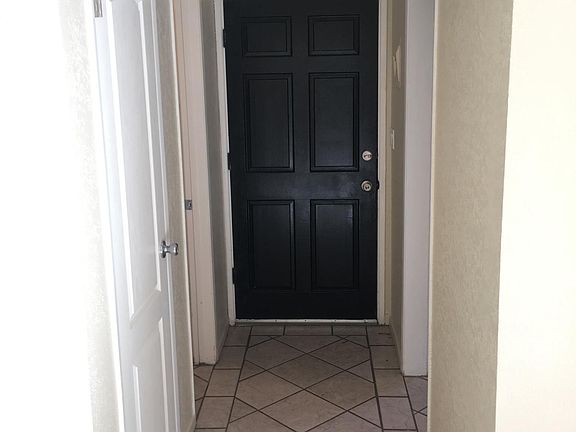 4th image of 284 Cabrillo St #C