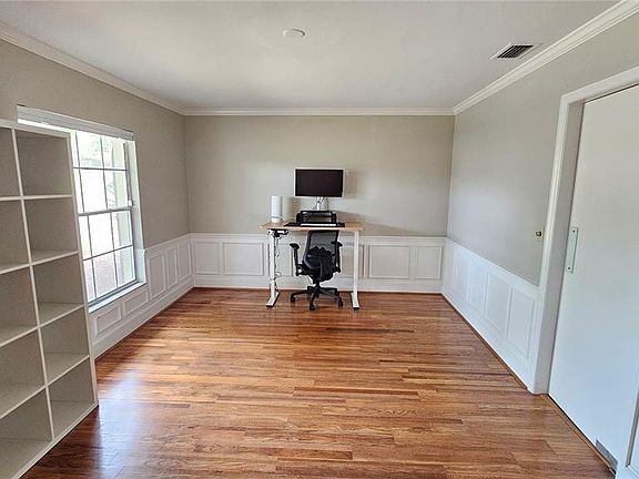 5th image of 184 Lake Otis Rd