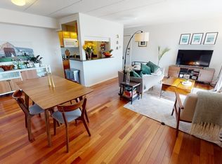 31 Harris St APT 302, Brookline, MA 02446