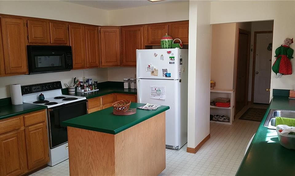 1st image of 13079 Jessica Ln