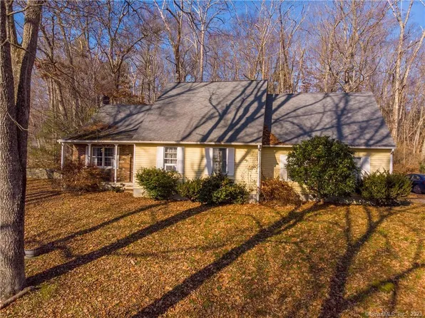 165 Cooney Road, Pomfret, CT 06259