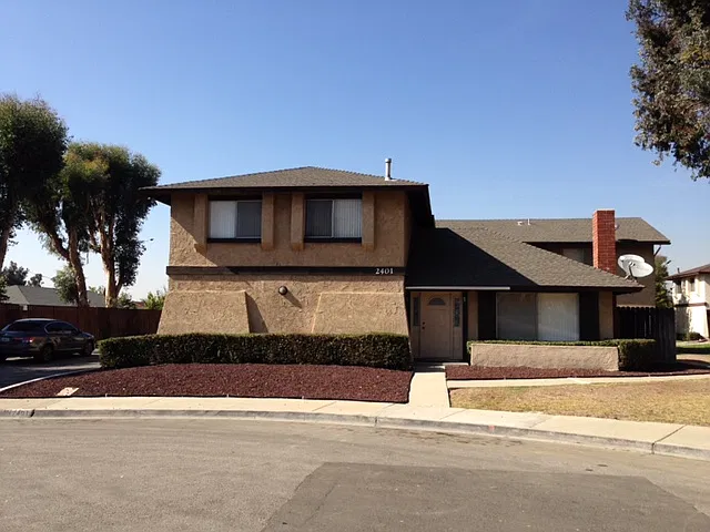 3 bed, 2.5 bath, 1200 sqft, $3,100 — Photo 3