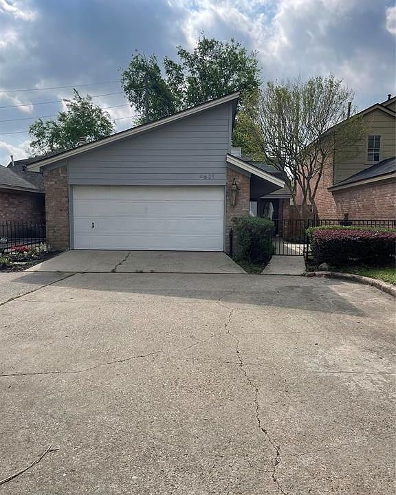 1st image of 4621 Cashel Glen Dr