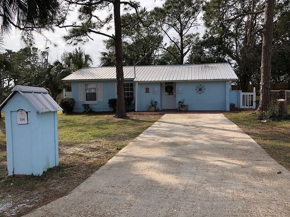 True Florida Beach Cottage 