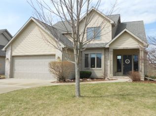 6048 E Meadow Dr, Bay City, MI