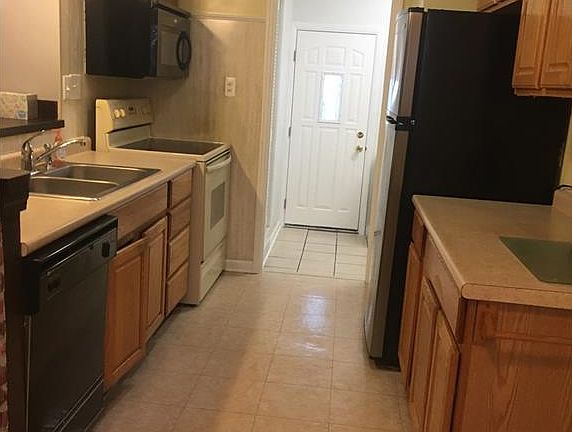 4th image of 6337 Dellrose Dr