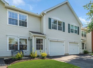 47 Picket Pl, Freehold, NJ 07728