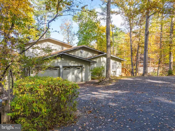 129 Fairway Dr, Basye, VA 22810