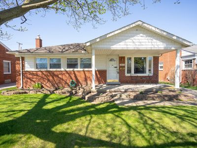 28053 Fountain St, Roseville, MI, 48066