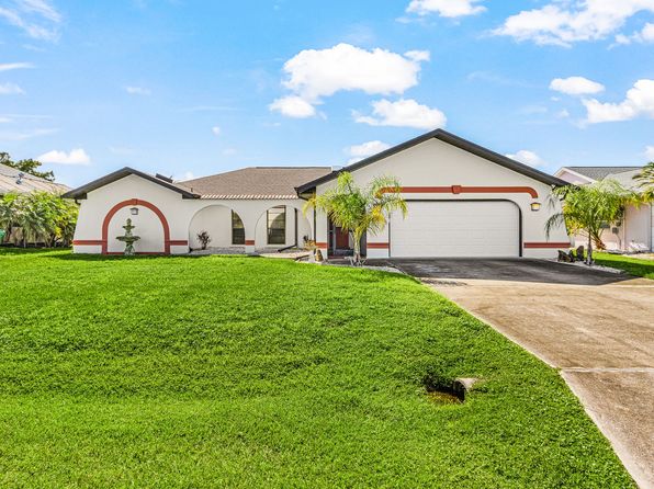 470 Strasburg Dr