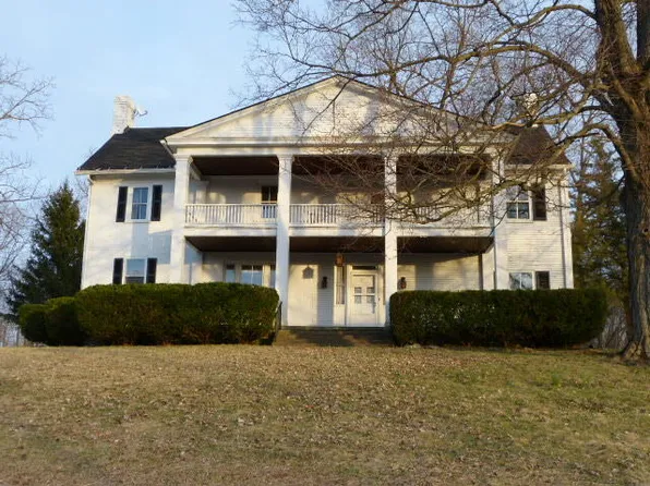 4090 Lexington Rd, Paris, KY 40361