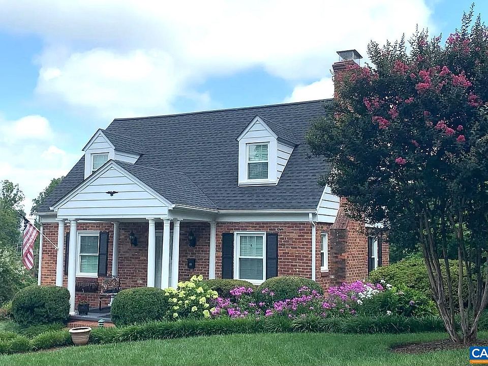 1st image of 221 Lee Ave