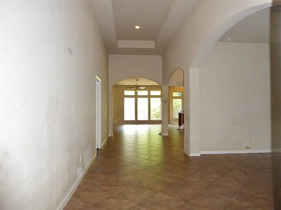 5th image of 14530 Kings Head Dr