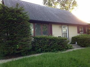 3505 Vera Ct NW, Cedar Rapids, IA 52405