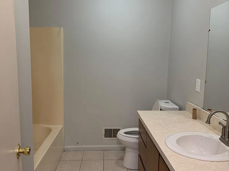 34710 Forest Ave — Photo 3