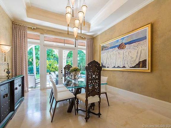 Magnificent 6 Bedrooms Estate in South Coconut Grove