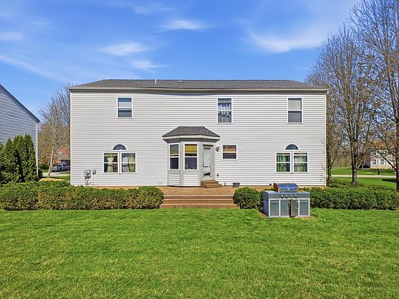 3rd image of 6492 Rivers Edge Dr