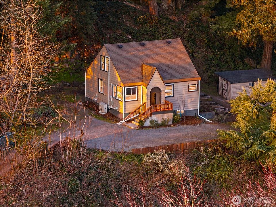 1st image of 2183 NE 3rd Avenue