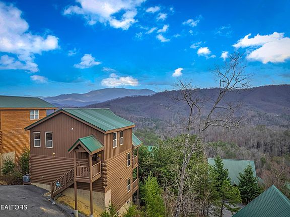 4th image of 4836 Highland Place Way