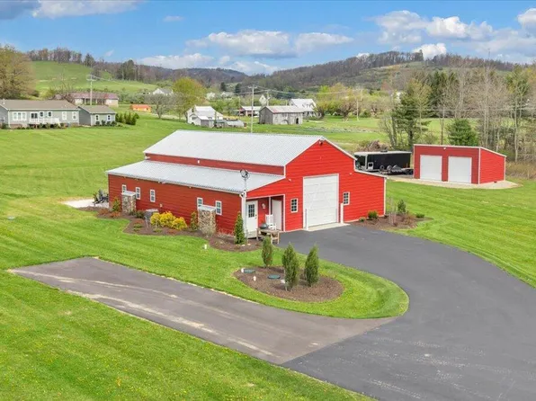 9651 Bent Mountain Rd, Bent Mountain, VA 24059