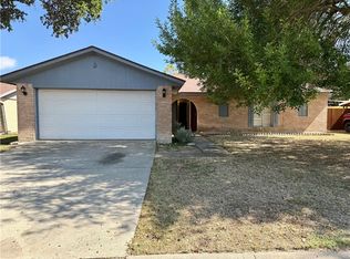 1612 Memorial Pkwy, Portland, TX 78374