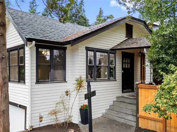 9701 Roosevelt Way NE, Seattle, WA 98115