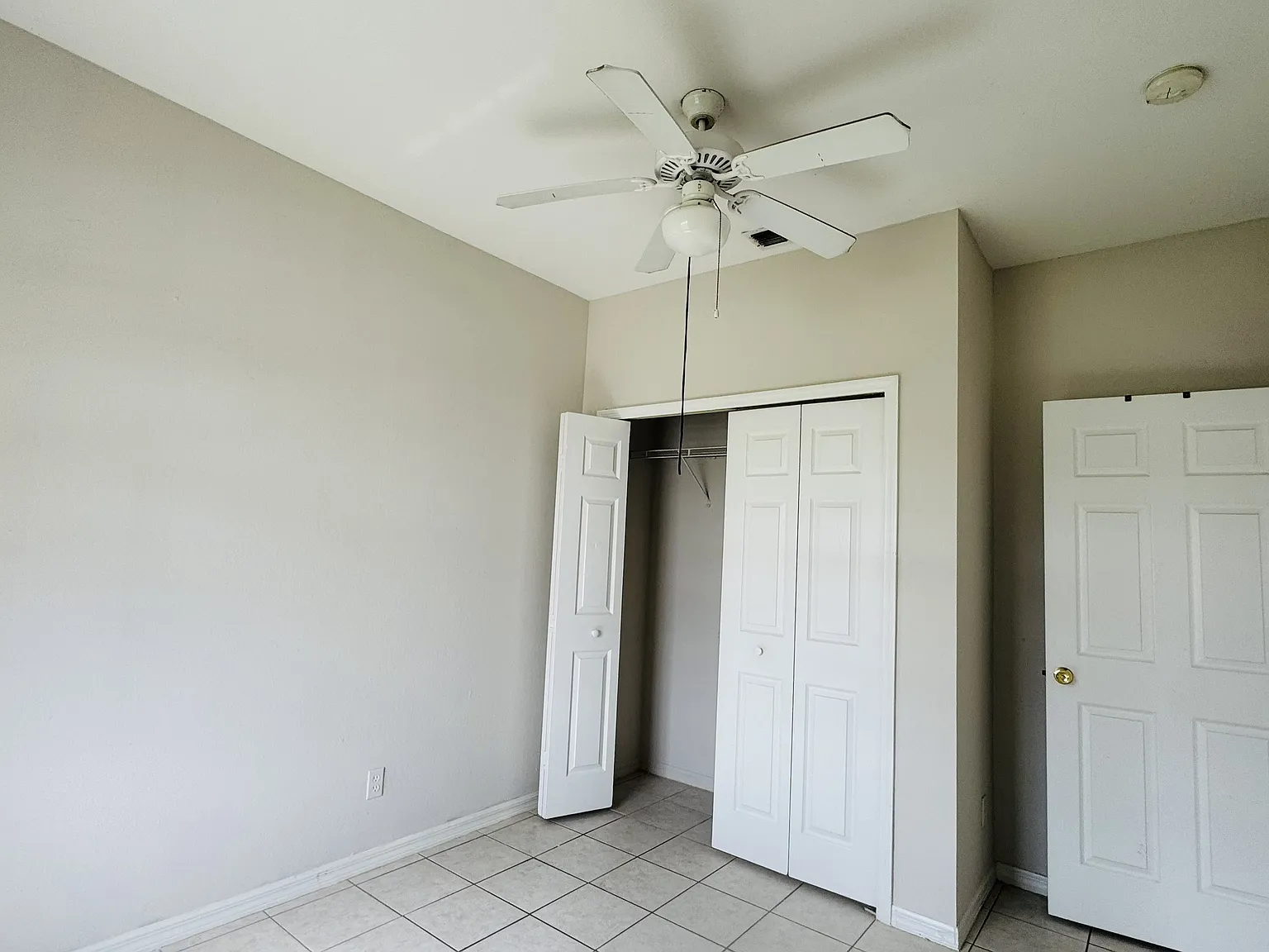 2 bed, $2,100 — Photo 3