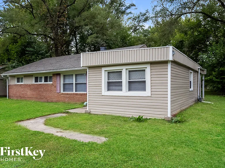 6072 Bettcher Ave — Photo 2
