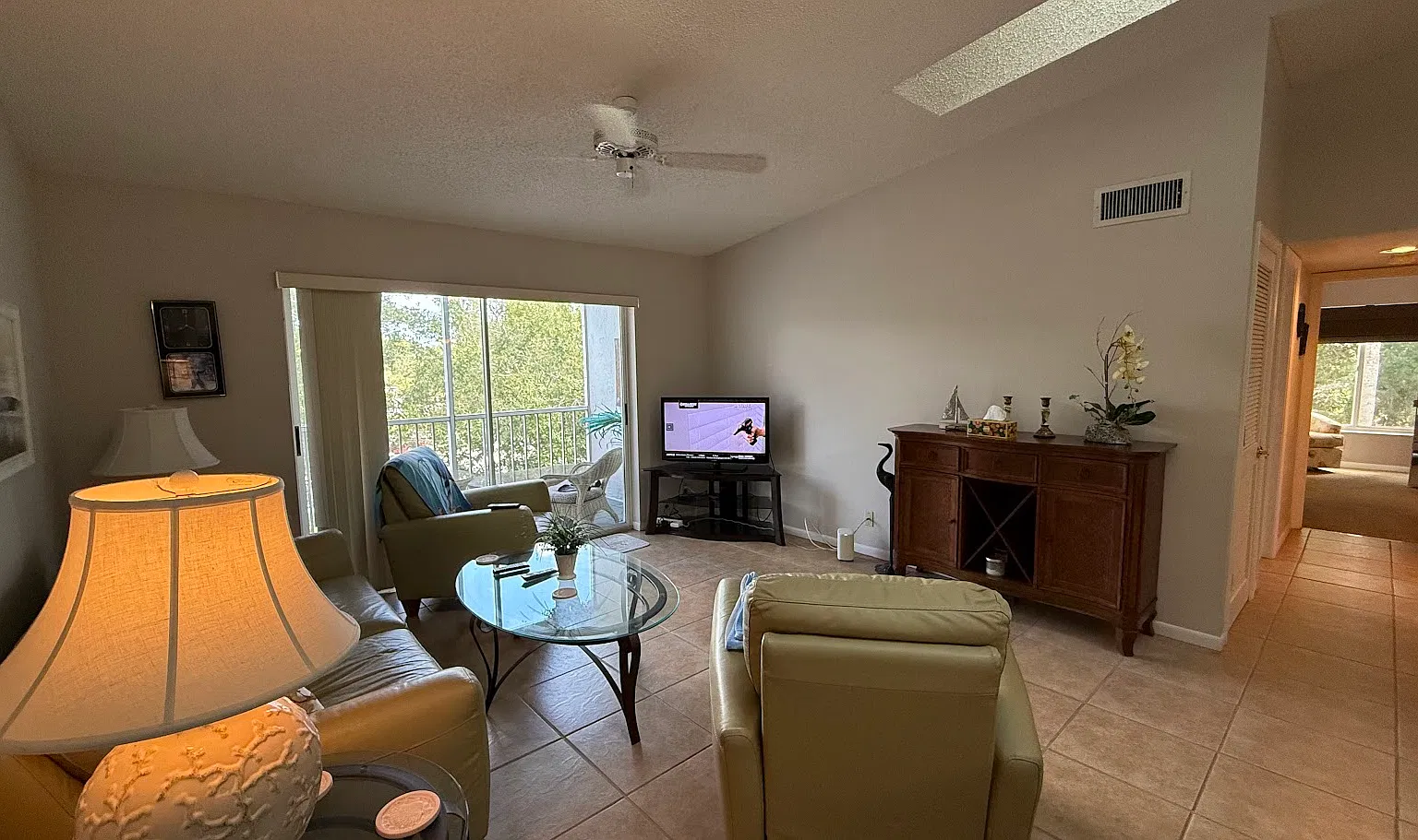 2510 Southeast Anchorage Cove - A-3 — Photo 2
