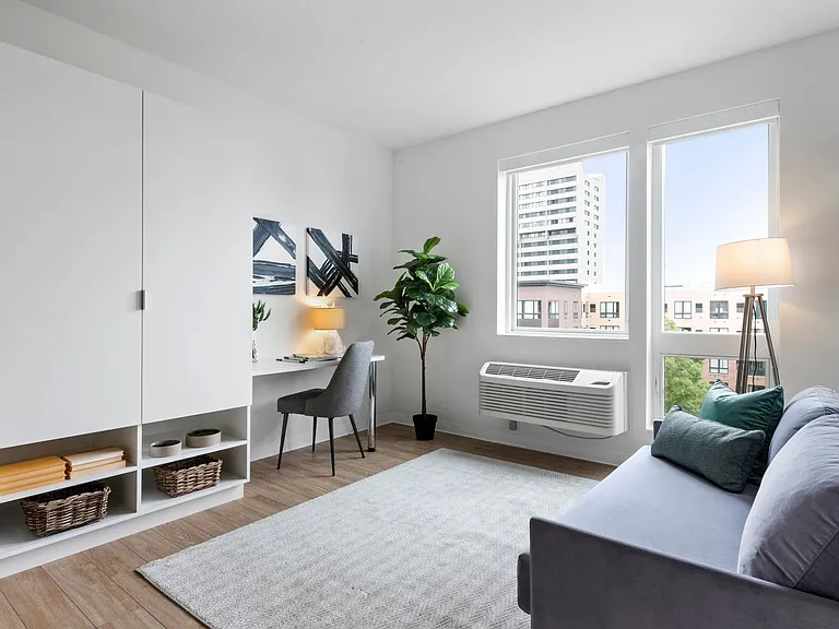 Trademark Apartments — Photo 21