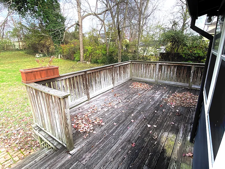 1212 Dallas Ave — Photo 8