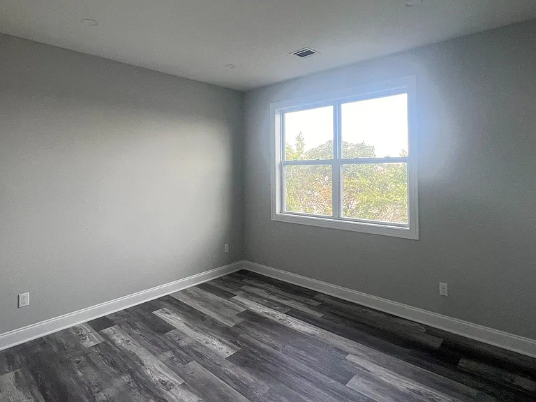 606 Roosevelt Ave #A — Photo 6