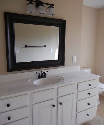 5th image of 205 Twin Creeks Dr