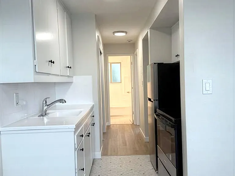 8849 35th Ave SW — Photo 23