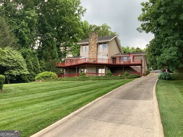 2734 Hidden Valley Rd, Hiawassee, GA 30546