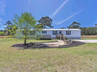 209 N Alena Ct, Hampstead, NC 28443