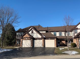 1214 S Wellington Ct S, Buffalo Grove, IL 60089