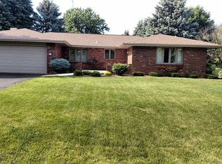 7094 Montmorency Dr, Rockford, IL 61108