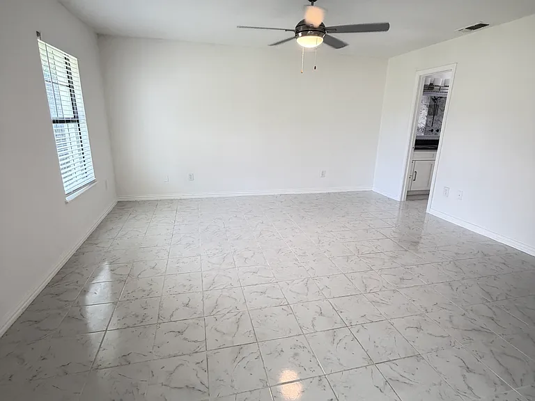 2946 Las Campanas Dr — Photo 14