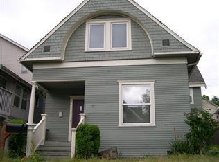5250-5252 Brooklyn Ave N #5250, Seattle, WA 98105