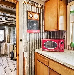 4526 Jones Rd — Photo 39