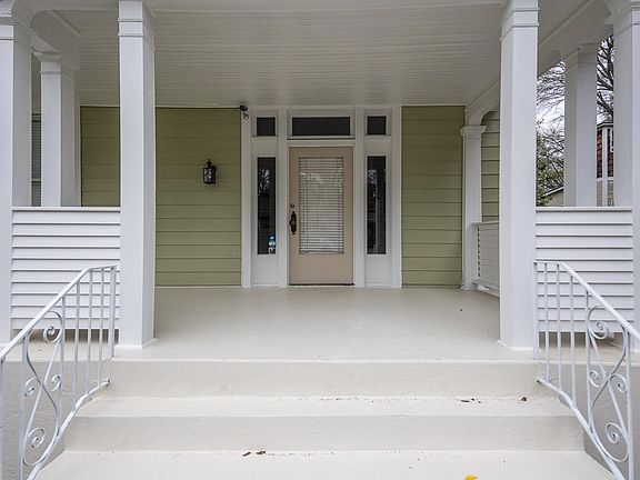 4th image of 223 Garland St
