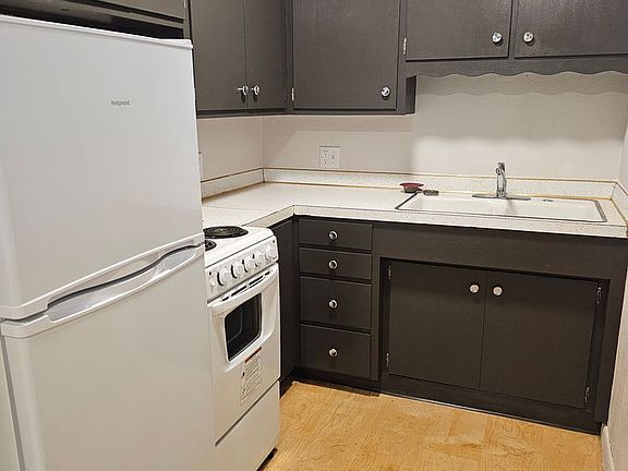 3rd image of 607 NE 3rd Ave #6