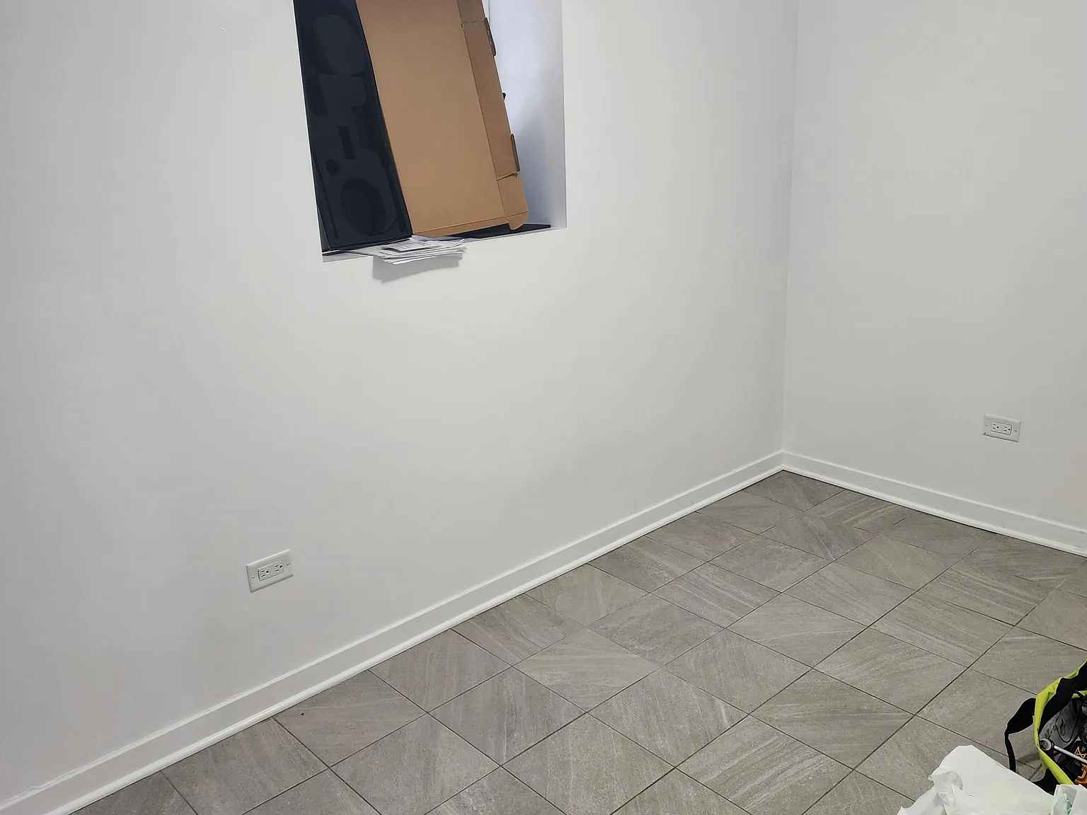 2 bed, $1,600 — Photo 1