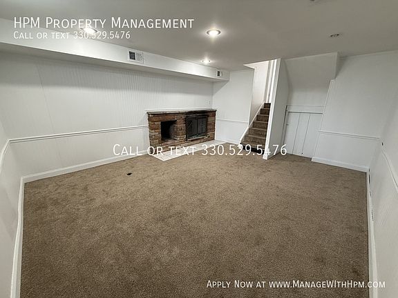4th image of 15 W York St