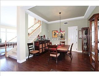 3rd image of 10257 Sunset Gardens Dr