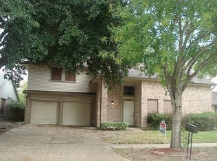 5730 Fair Forest Dr, Houston, TX 77088