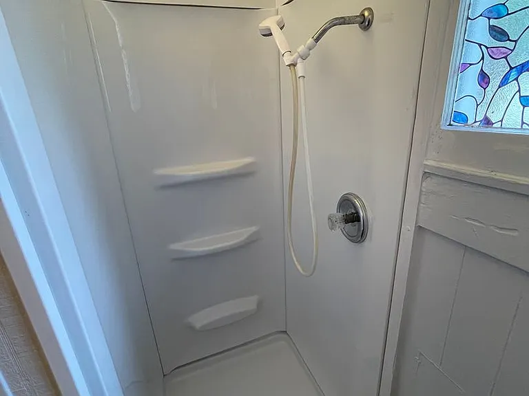 1524 Ballard Park Dr — Photo 9